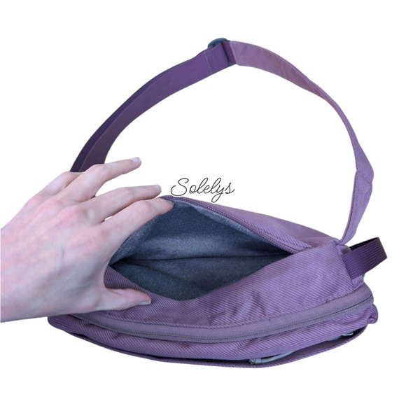 The North Face Field Bag Crossbody Pikes Purple Blackberry Wine RARE OG Style - Picture 6 of 13